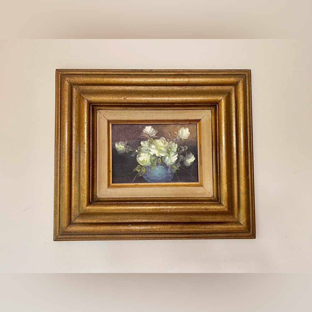 Vintage Floral Oil Painting in Gold Frame